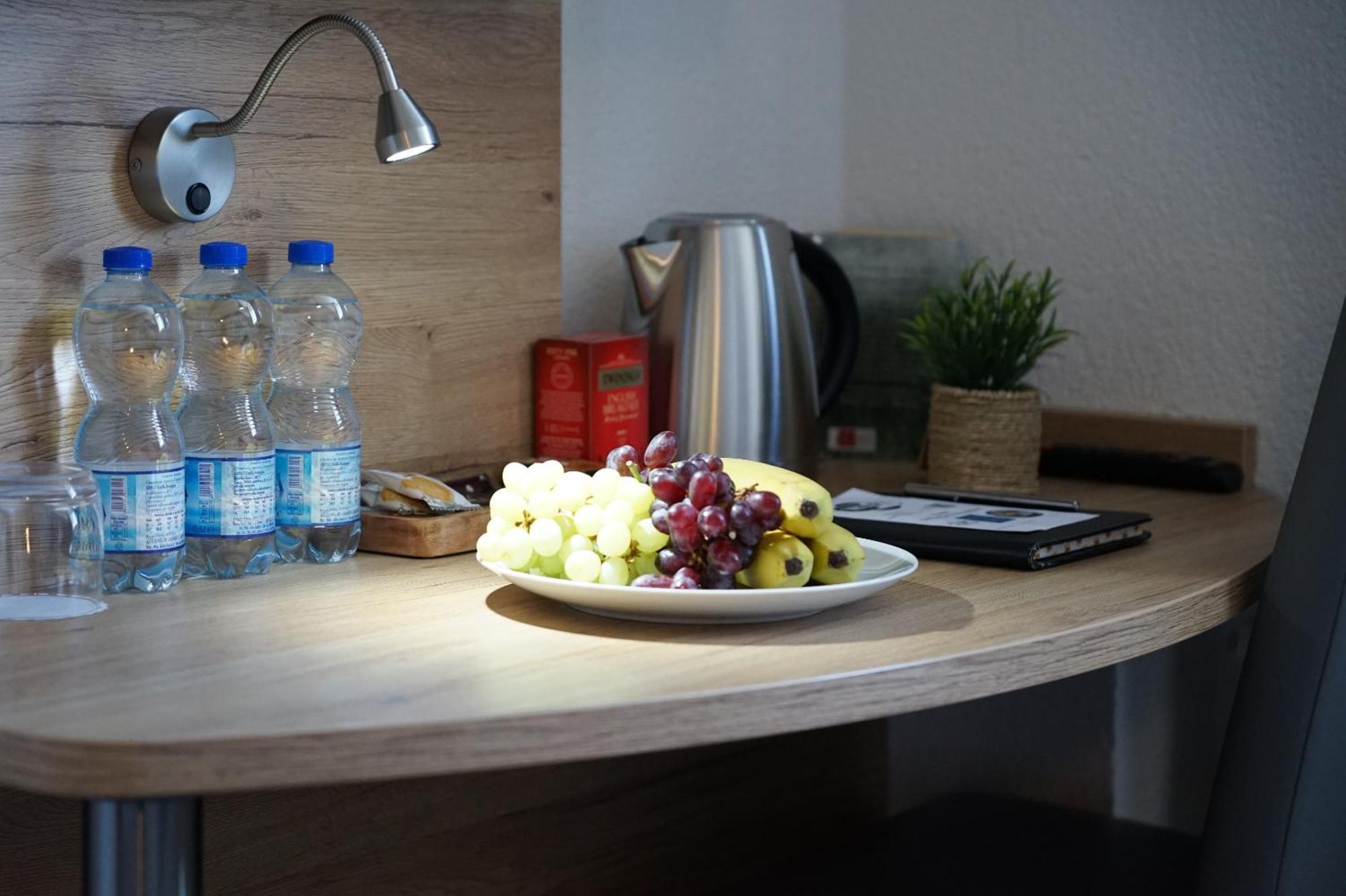 Perron 10 Centra Hotel Винтертур Номер фото